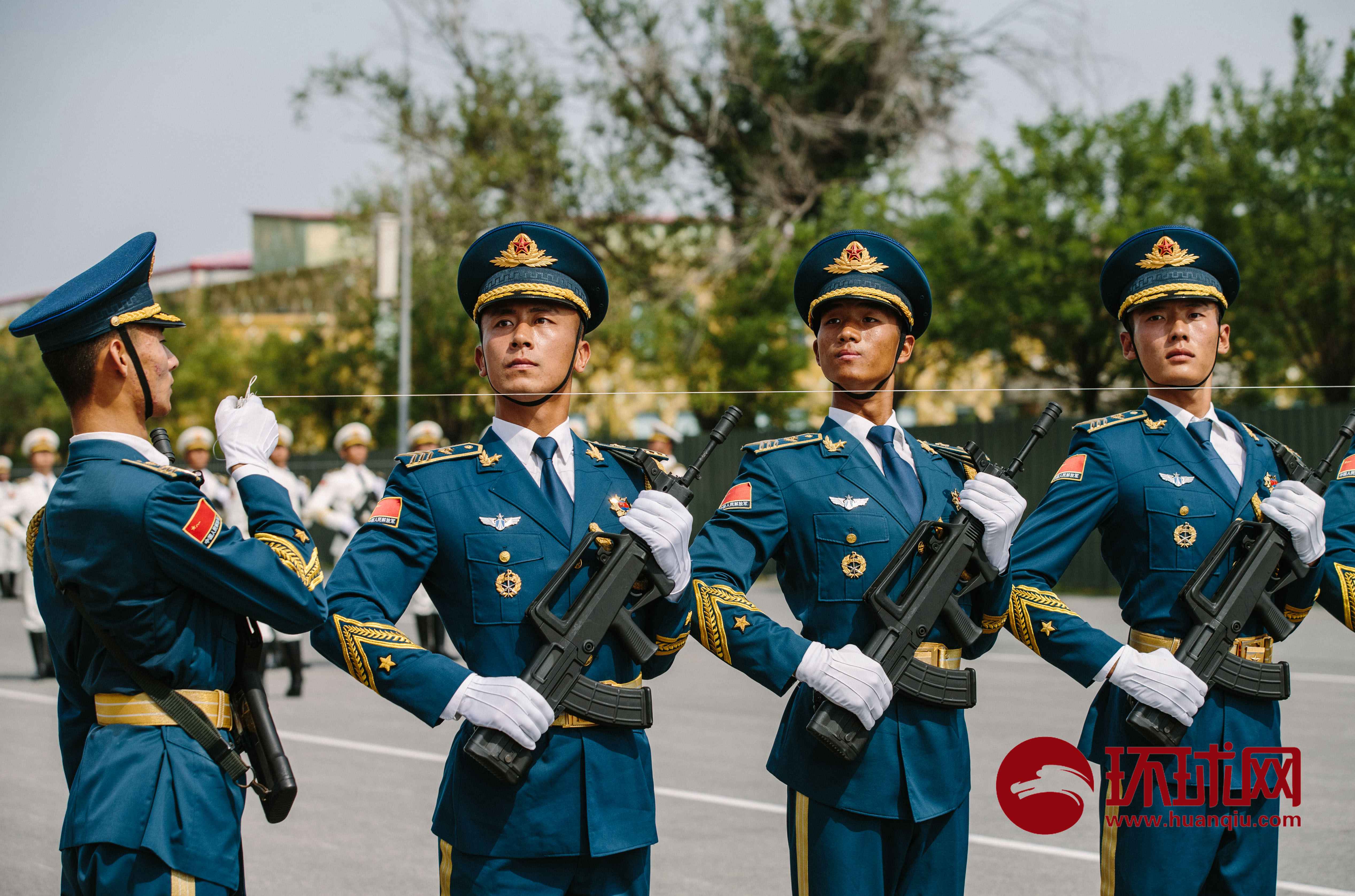西藏军区赴俄“国际军事比赛-2021”参赛队出征仪式在拉萨举行