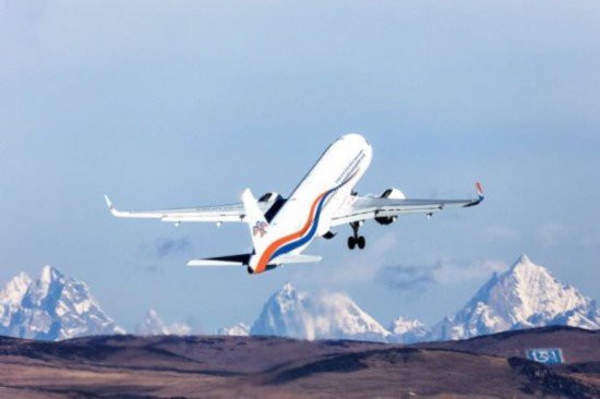 喜马拉雅航空启用新logo喜迎尼泊尔德赛节