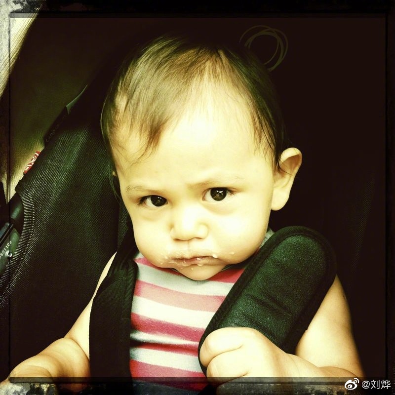 婴儿时期的诺一