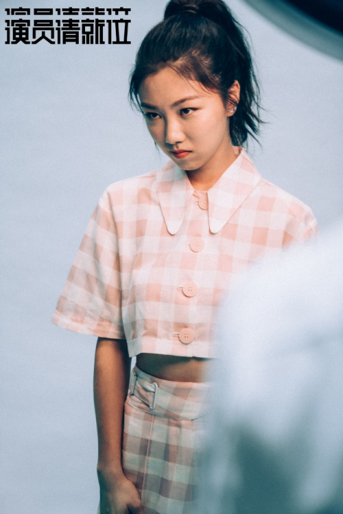 颜卓灵《演员请就位》获赵薇青睐 新片火线追击古天乐