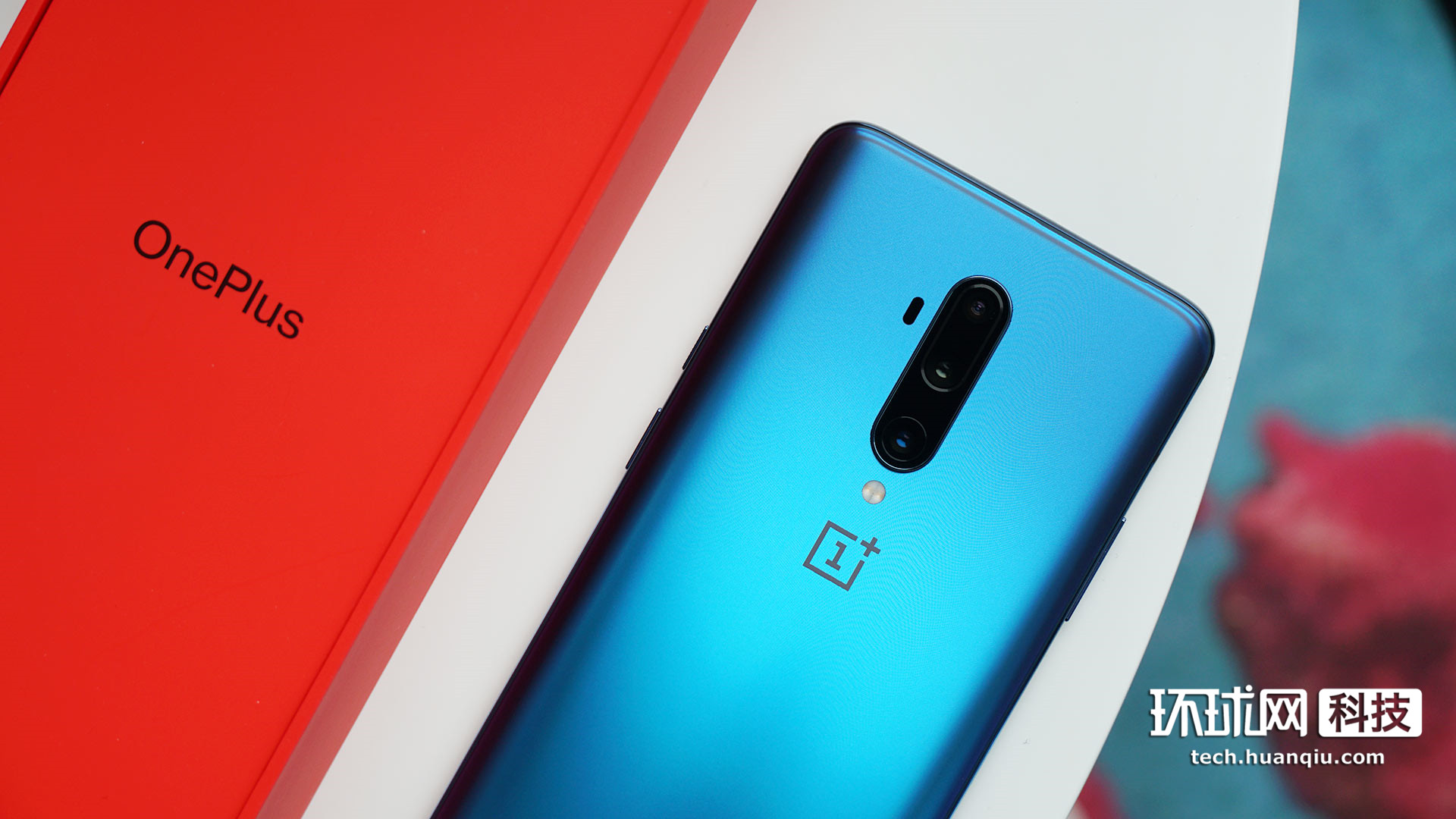 一加7tpro开箱图赏多项家族式元素充满高端质感