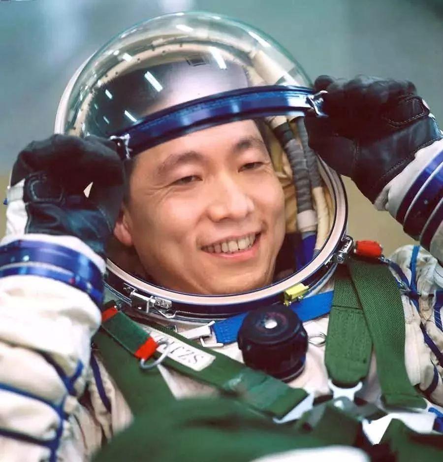 航天英雄、中国首飞航天员杨利伟（来源：中国载人航天）
