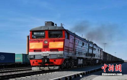 从俄罗斯入境中国的列车 哈尔滨铁路局供图