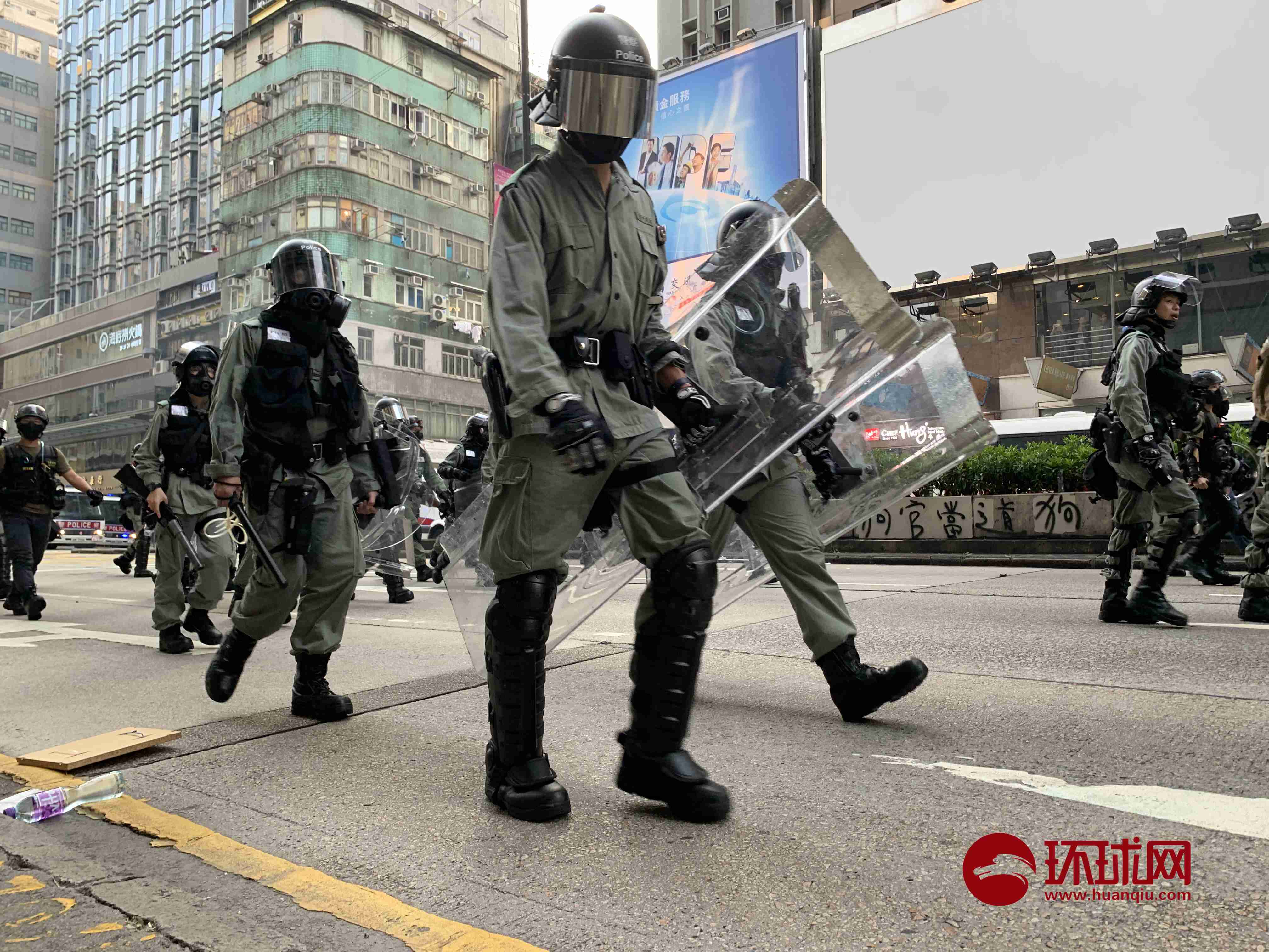 港警消息人士:香港警隊計劃返聘退休警察,數量或超千人