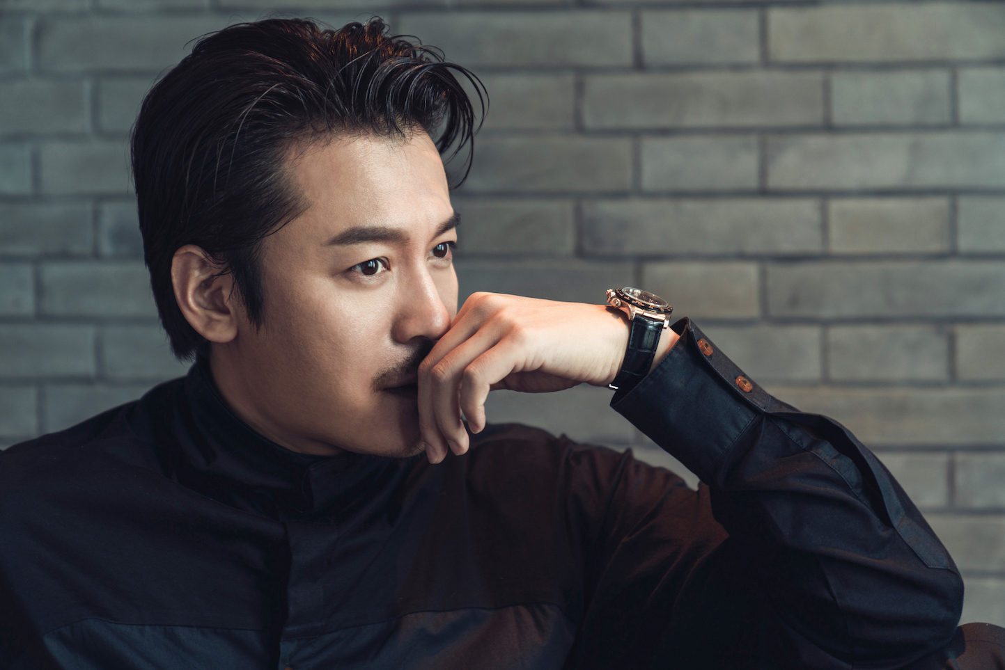 王东近日,王东出席于上海举办的某时尚品牌发布会