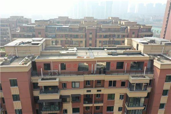 顶楼福利?长沙一小区业主把天台打通,加高成楼顶别墅…拆!