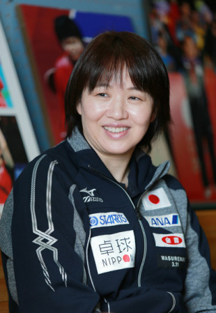 日本女队教练马场美香，2017年摄 图源：时事通信社