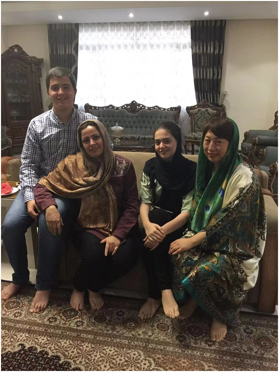 采访伊朗普通家庭