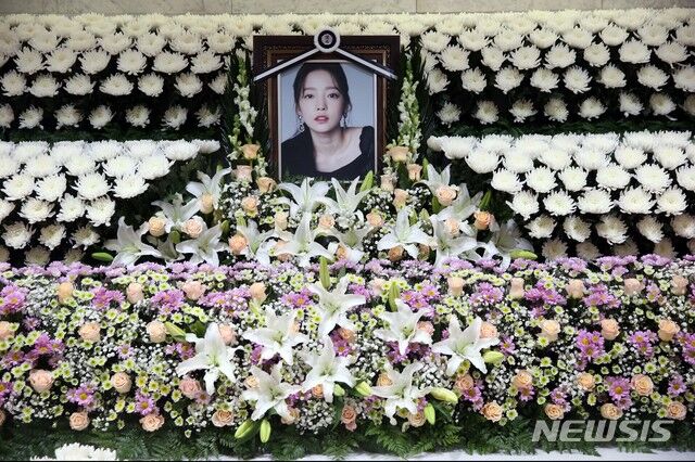 韩国警方不对具荷拉进行尸检：没有他杀嫌疑