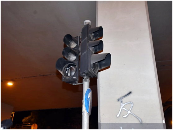 近半年来，香港700组交通灯被暴徒破坏(图片来源：香港《星岛日报》)