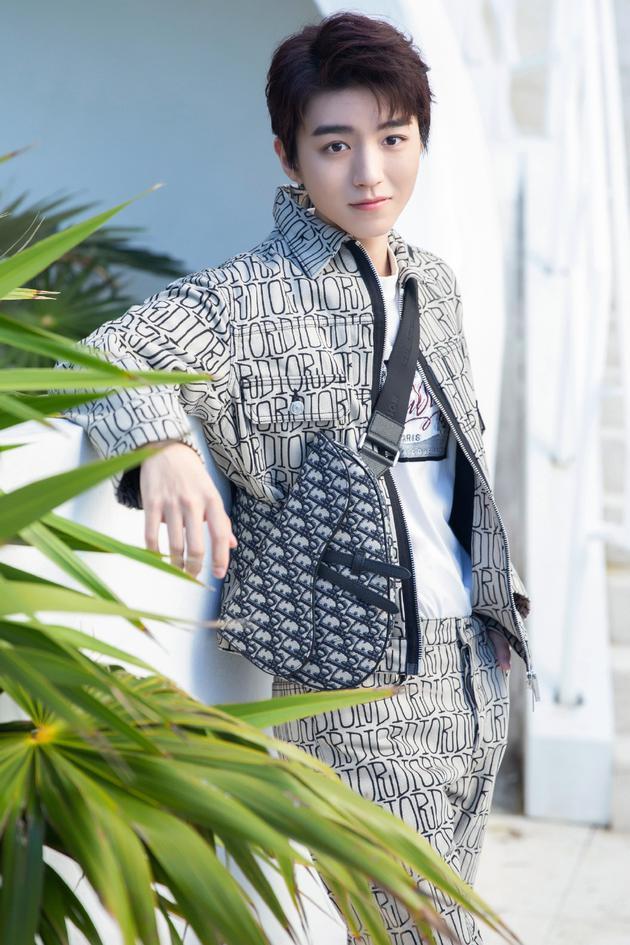 王俊凯录制视频为母校庆生希望牢记使命为校争光