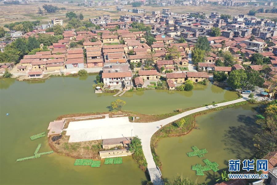 广西玉林修复旧民居贫困村重焕生机