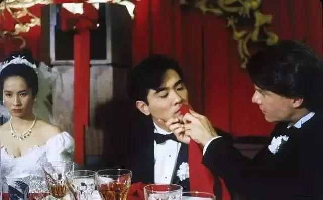 再次感受一下颜值巅峰期的赵蜀黍吧！