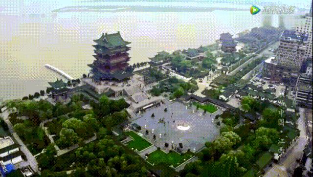 南昌八一广场夜景。刘占昆 摄