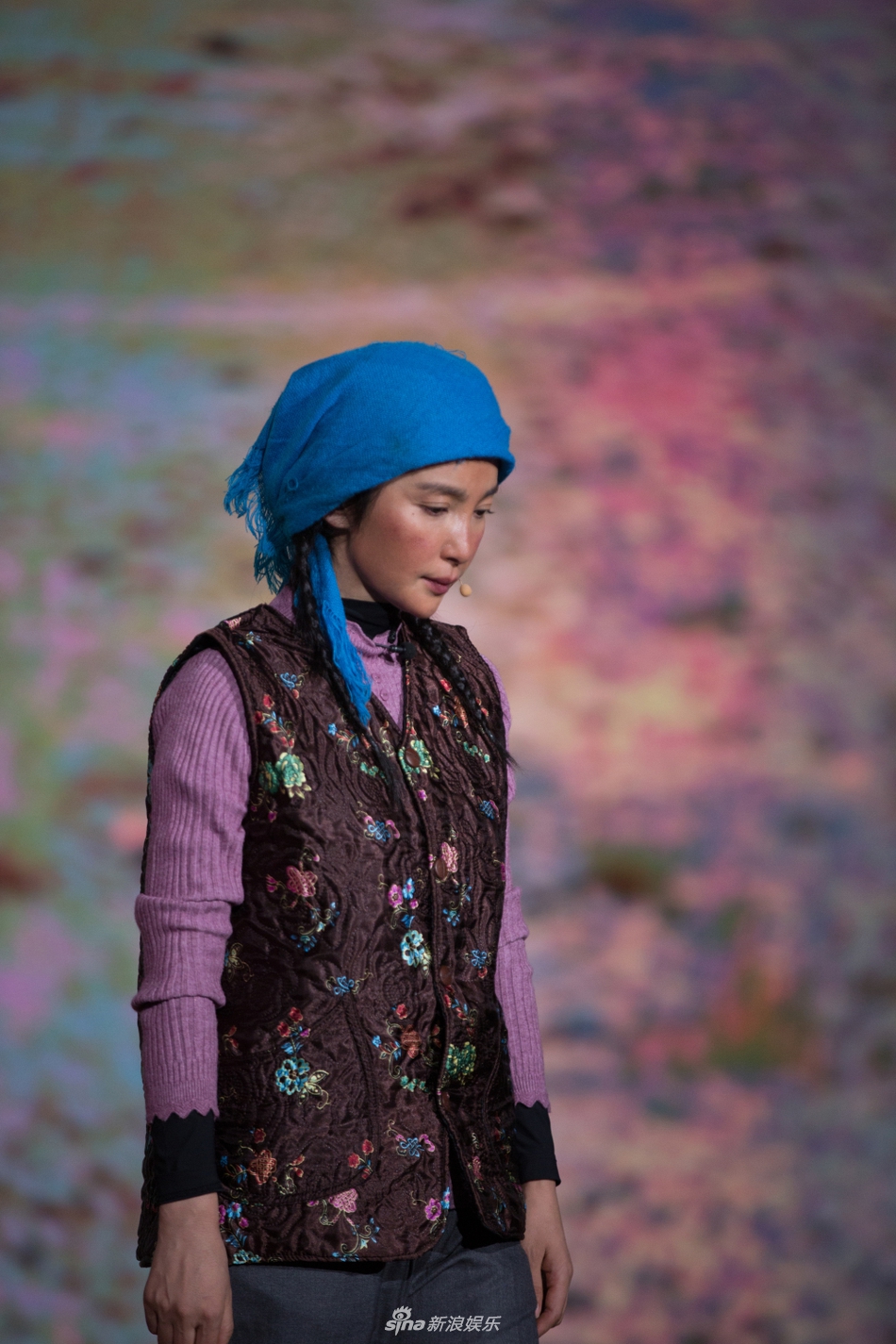 李冰冰麻花辫高原红造型飙戏20分钟三次落泪演技真实动人