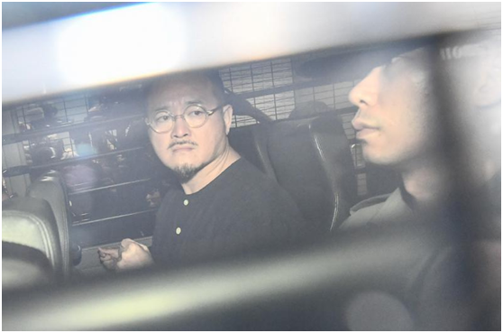邵家臻(左)因非法“占中”案被判刑。(图片来源：香港《大公报》)
