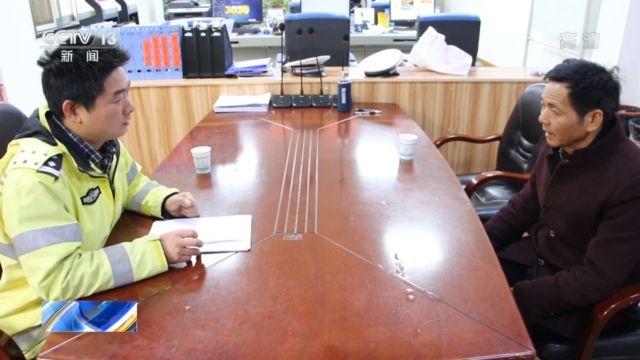 湖南省高速公路交通警察局长沙支队水渡河大民警 陈彪： 你以前开车上过高速没有？