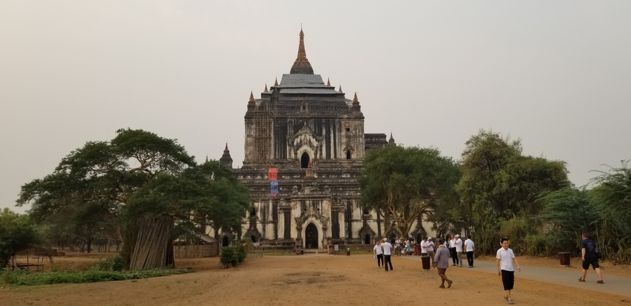 他冰瑜佛塔外观。(赵强供图)