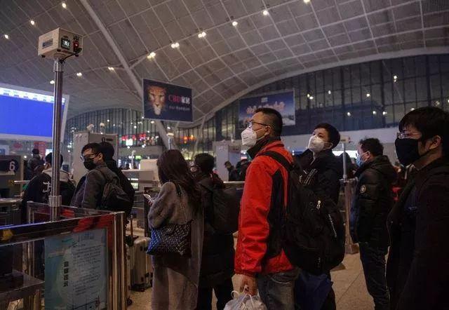 △1月21日，湖北武汉火车站 图源：中国青年报