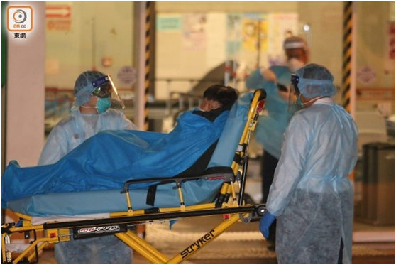 第14例确诊病例被送到玛嘉烈医院治疗。(图片来源：香港“东网”)