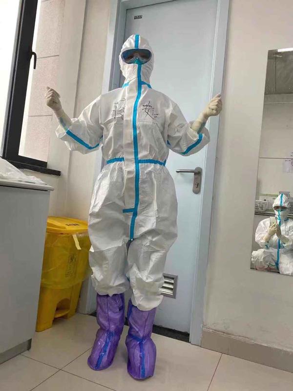 军队援汉医疗队护士:"这次是实战,不是演习!