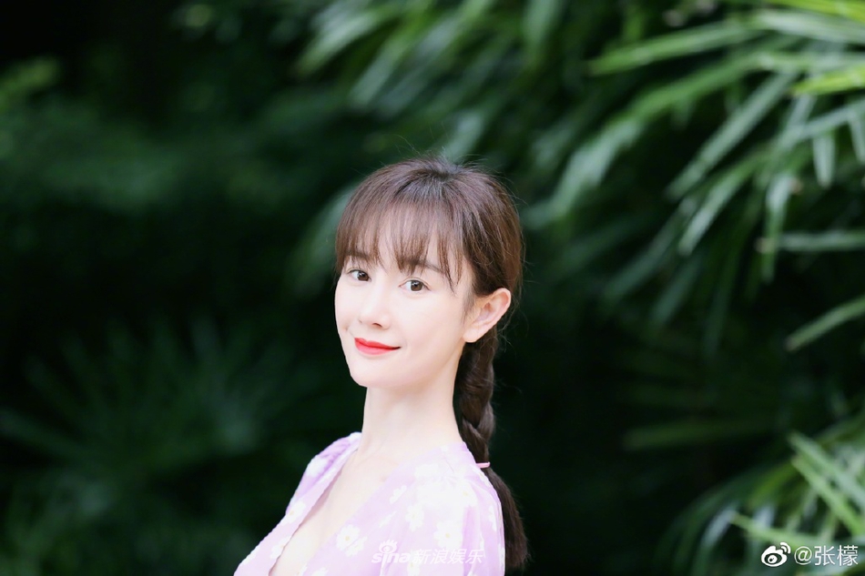 张檬19年年底发布的写真