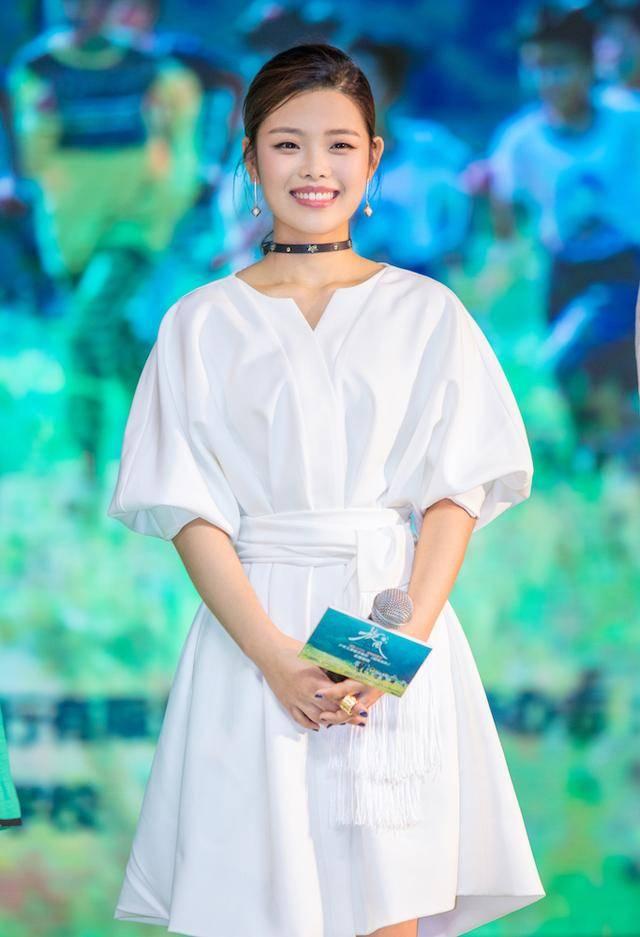 "莫小贝"长大后依旧精灵可爱 王莎莎携新剧美味来袭