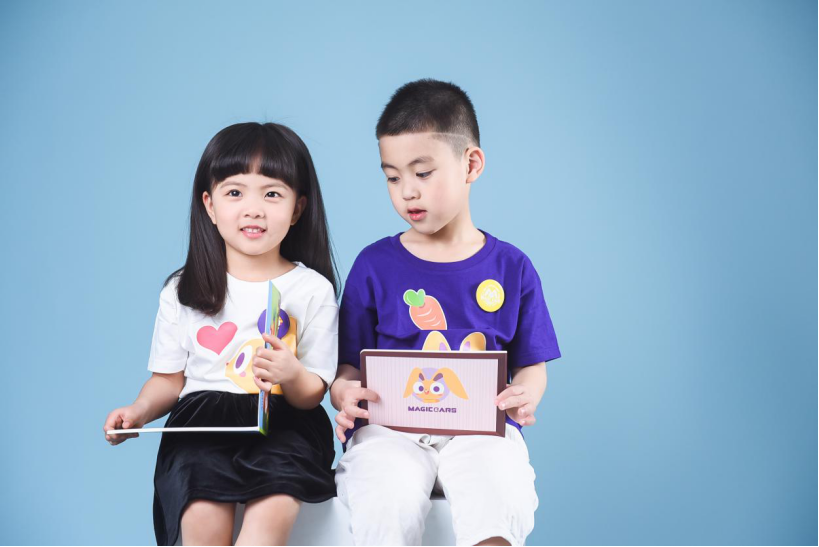 魔力耳朵上线护眼模式 全力保障学员视力健康