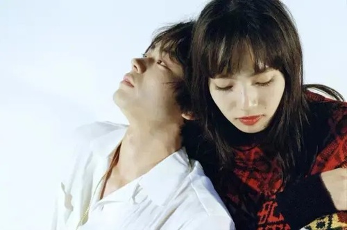 终于磕到小松菜奈 菅田将晖真人糖了 还有比这更甜的cp吗