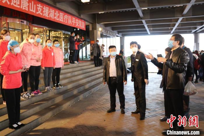 ͼΪҽԺӭԺ8֧ԮҽԱֳֳԱվλҪ  