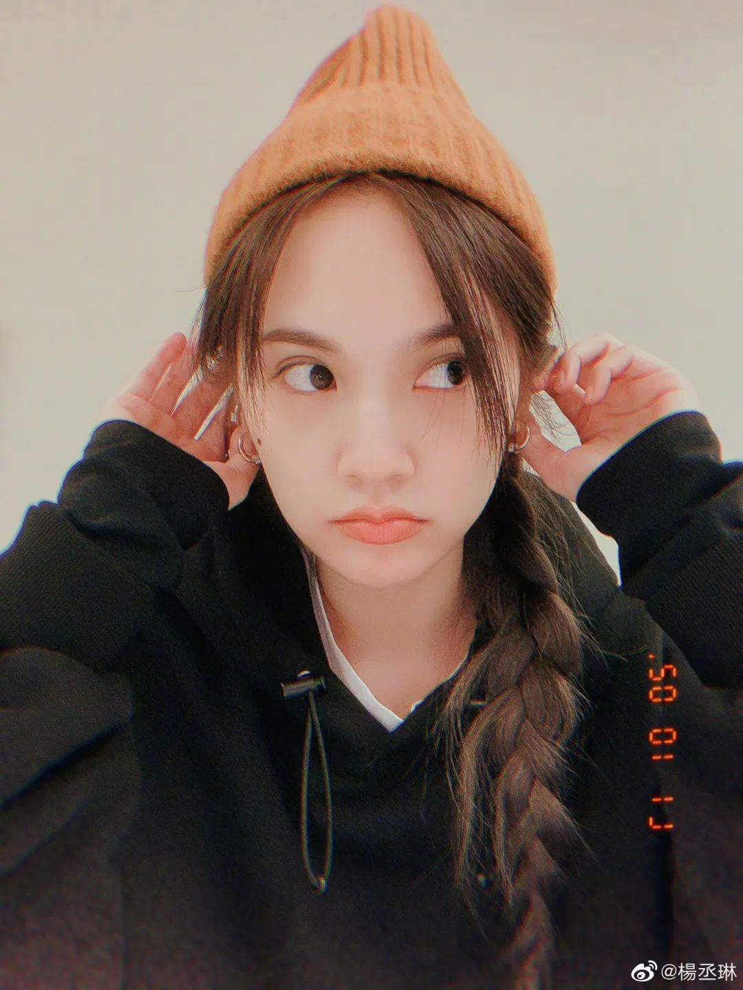 冬瓜脸,死鱼眼,大门牙,兔颜女孩谭松韵2.0,靠什么降伏大魔王?