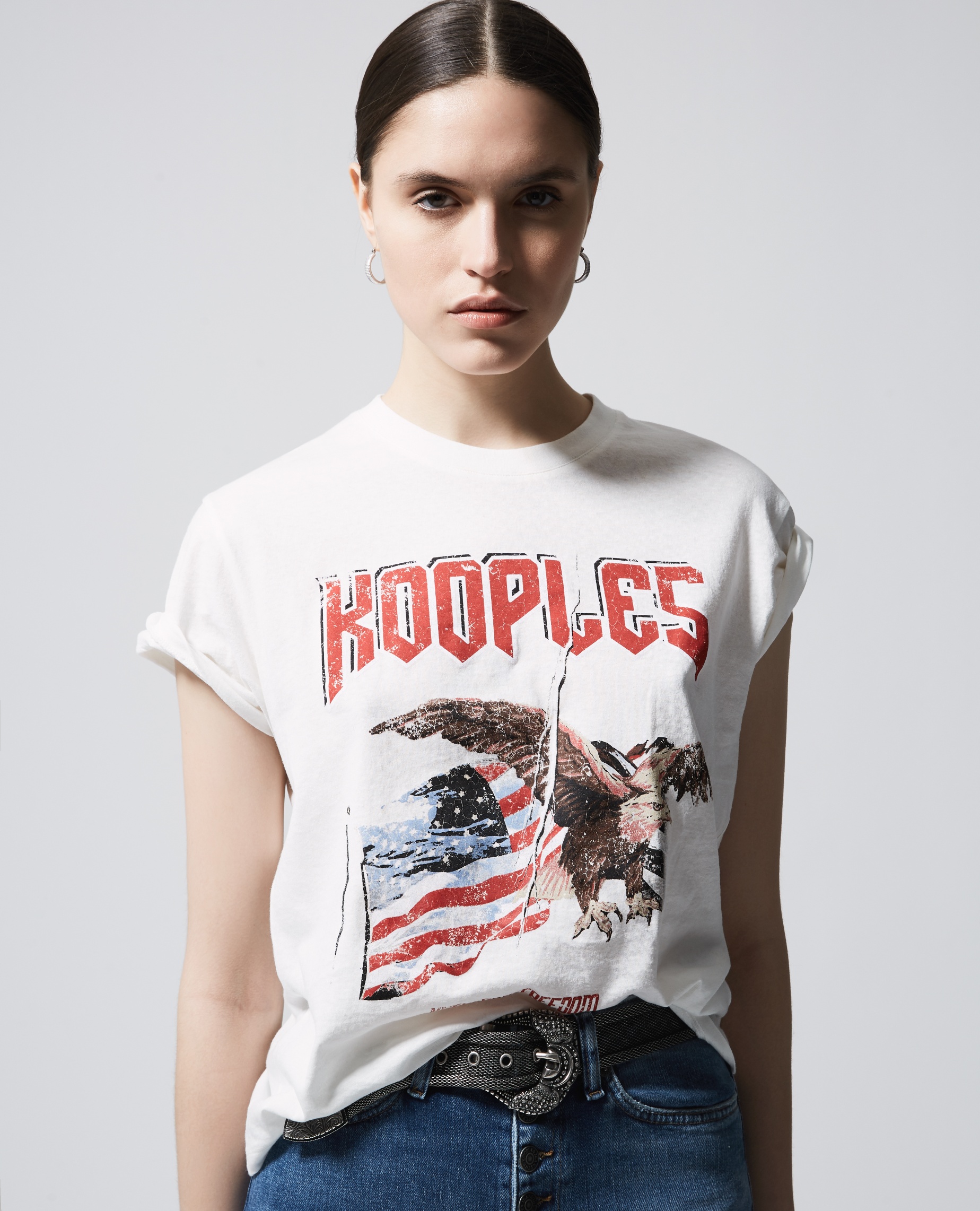 夏季即将到来怎能少了一件百搭的tshirt呢