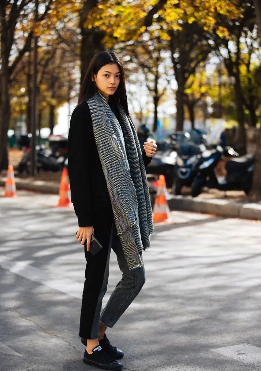 国际顶尖超模们惨遭陪衬mika的时装周之路只因会投胎