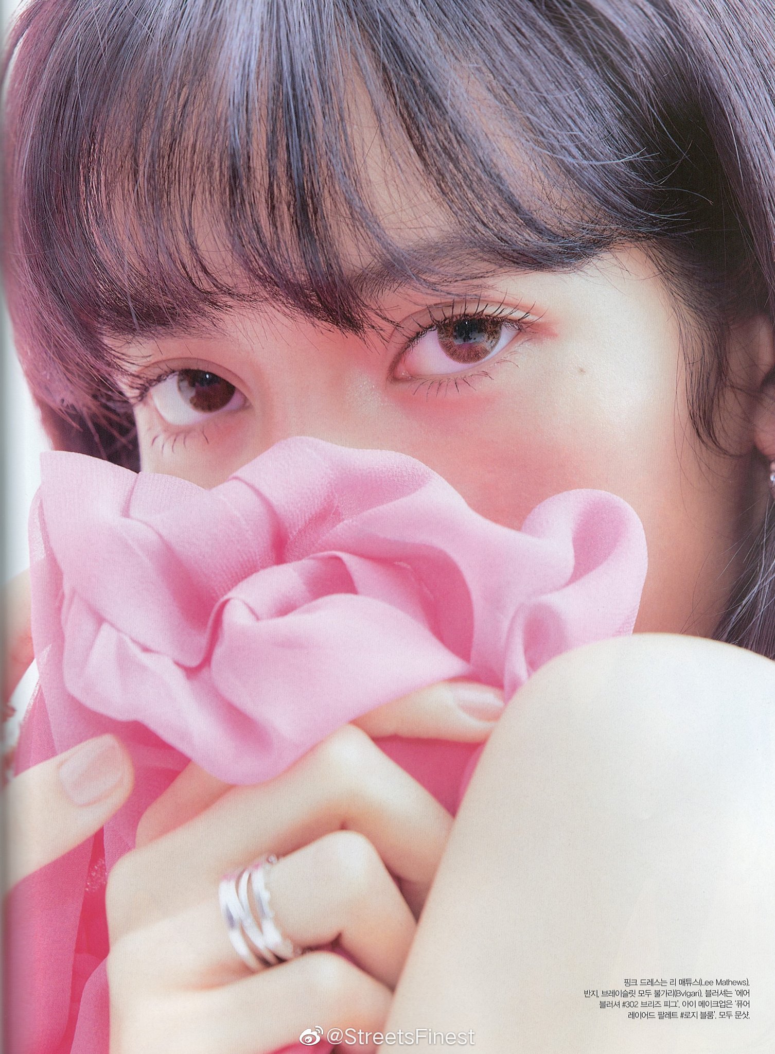 lisa登上杂志封面造型甜美可爱