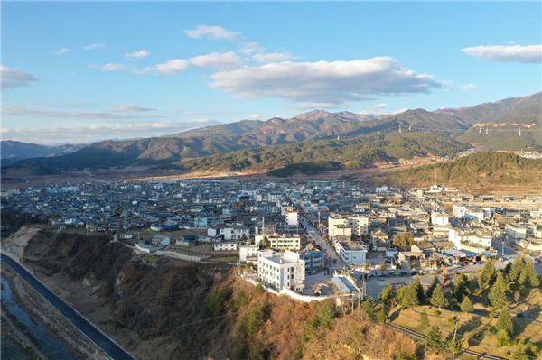 云南兰坪县:易地搬迁"下半场" 搭建教育扶贫新桥梁