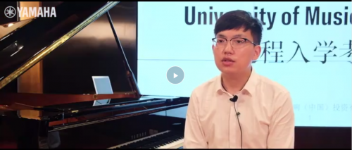 (考生谢行健接受采访)