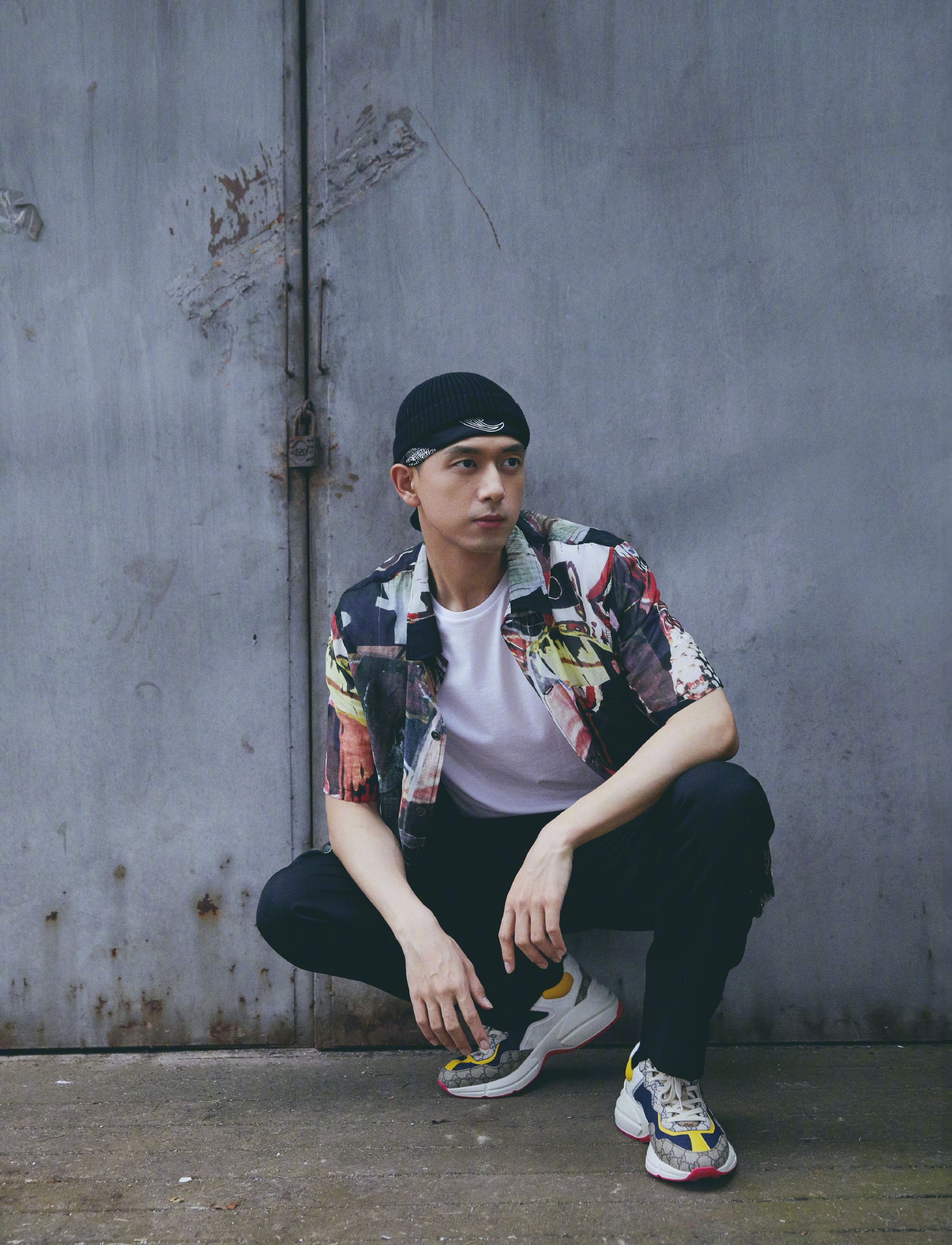 造型师怎么了?李现嘻哈造型不嘻哈!